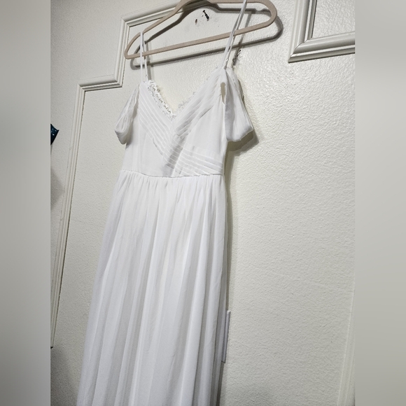 Lulus Marcelyn White Pleated Cold-Shoulder Maxi Dress S Wedding Party Bridal - Picture 8 of 10